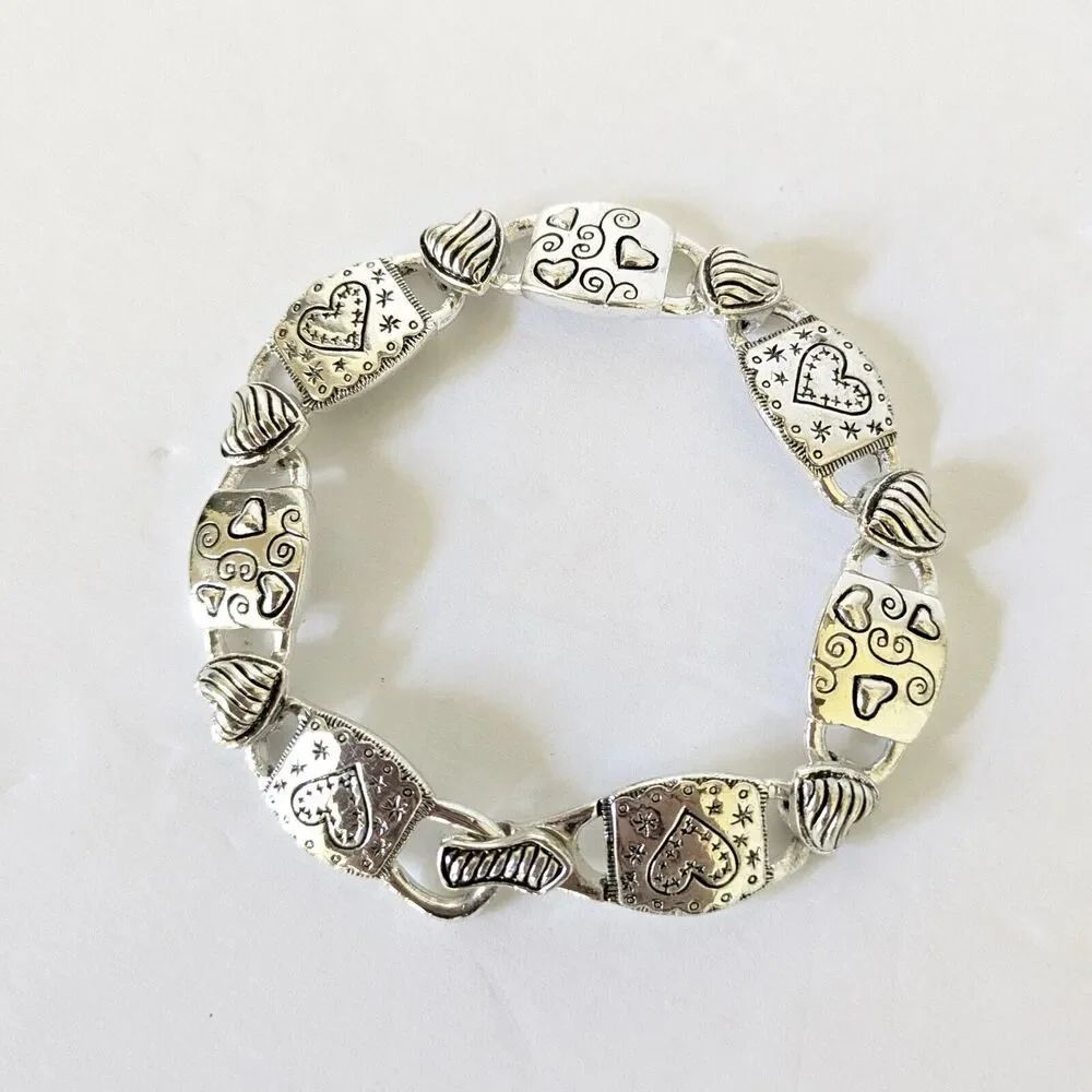 Silver Tone Puffy Heart Swirl Link Bracelet 7